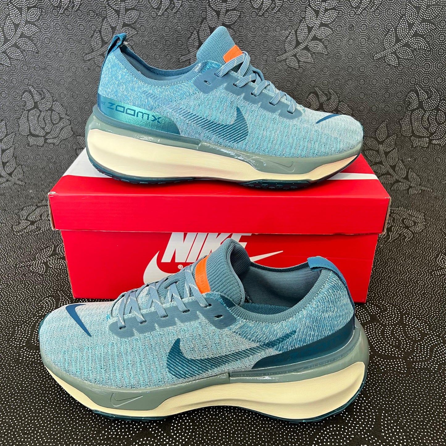 NIKE INVENCIBLE 3