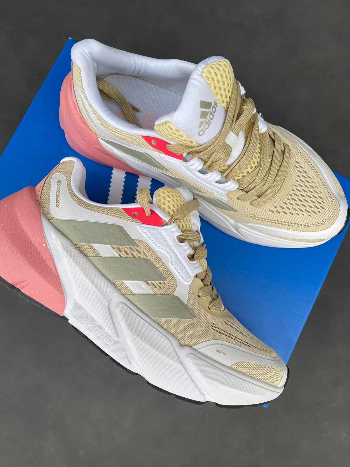 ADIDAS ADISTAR