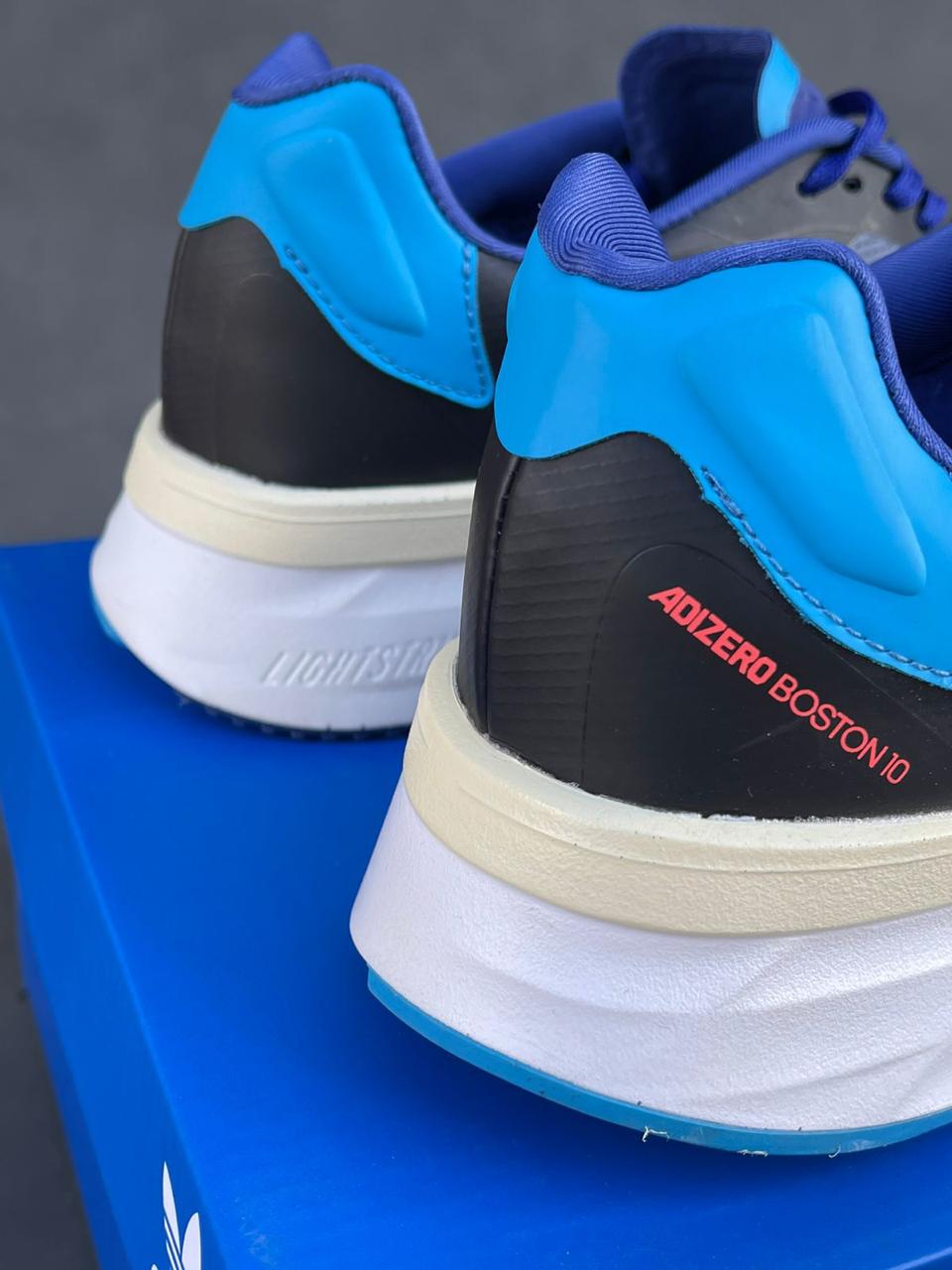 ADIDAS BOSTON 10