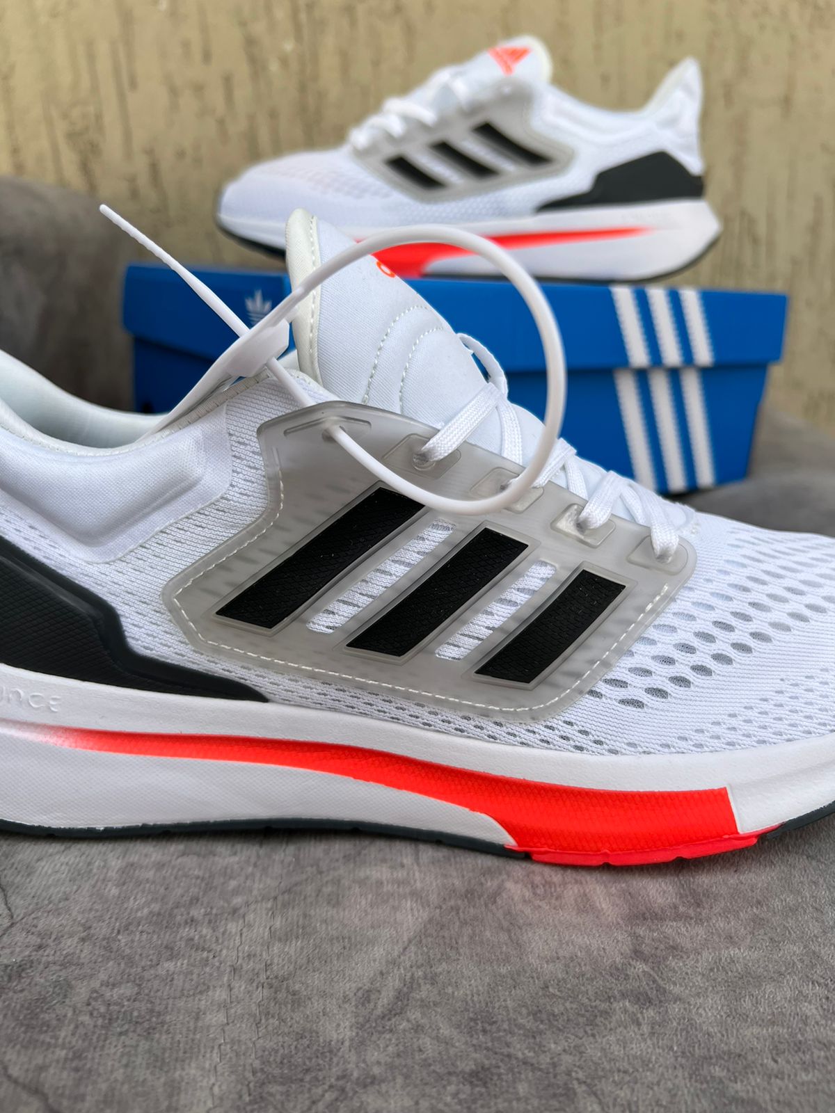 ADIDAS BOUNCE