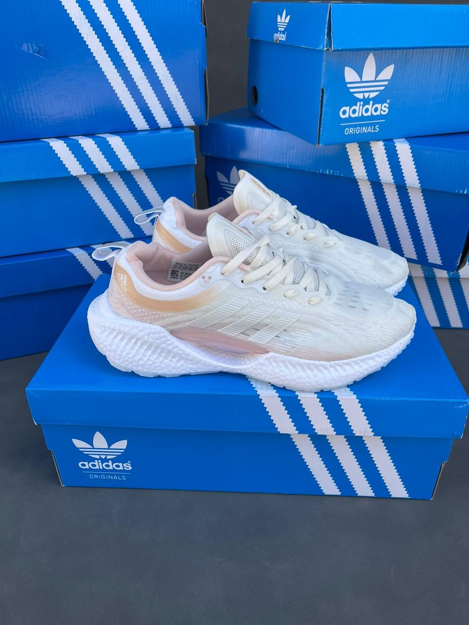ADIDAS PERFORMANCE