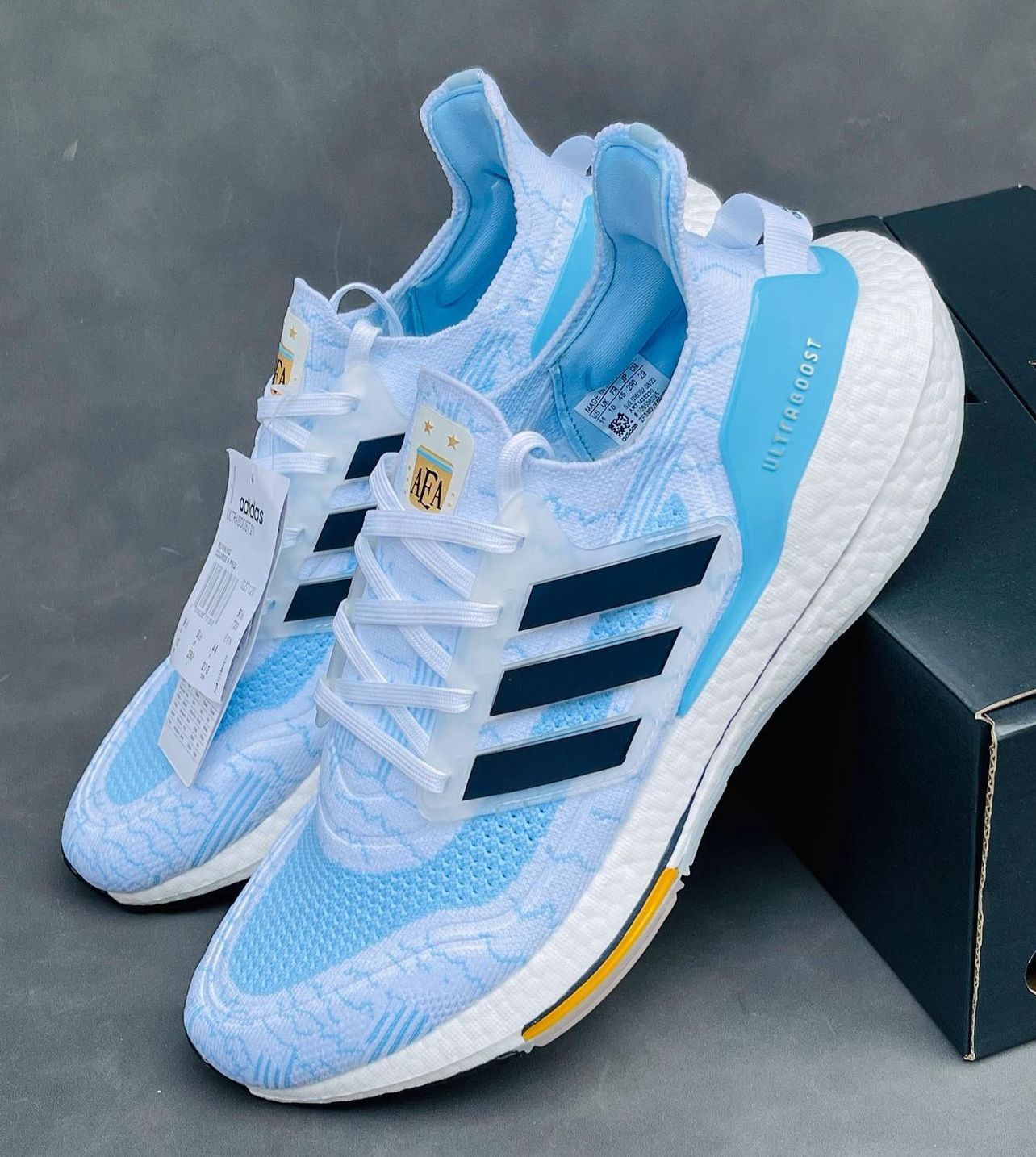 ADIDAS ULTRABOOST 2021