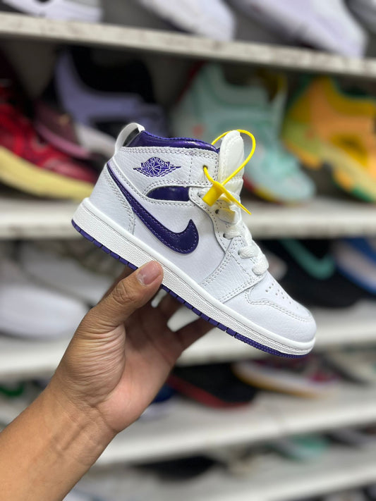 JORDAN AIR RETRO 1 - BLANCO / NEGRO