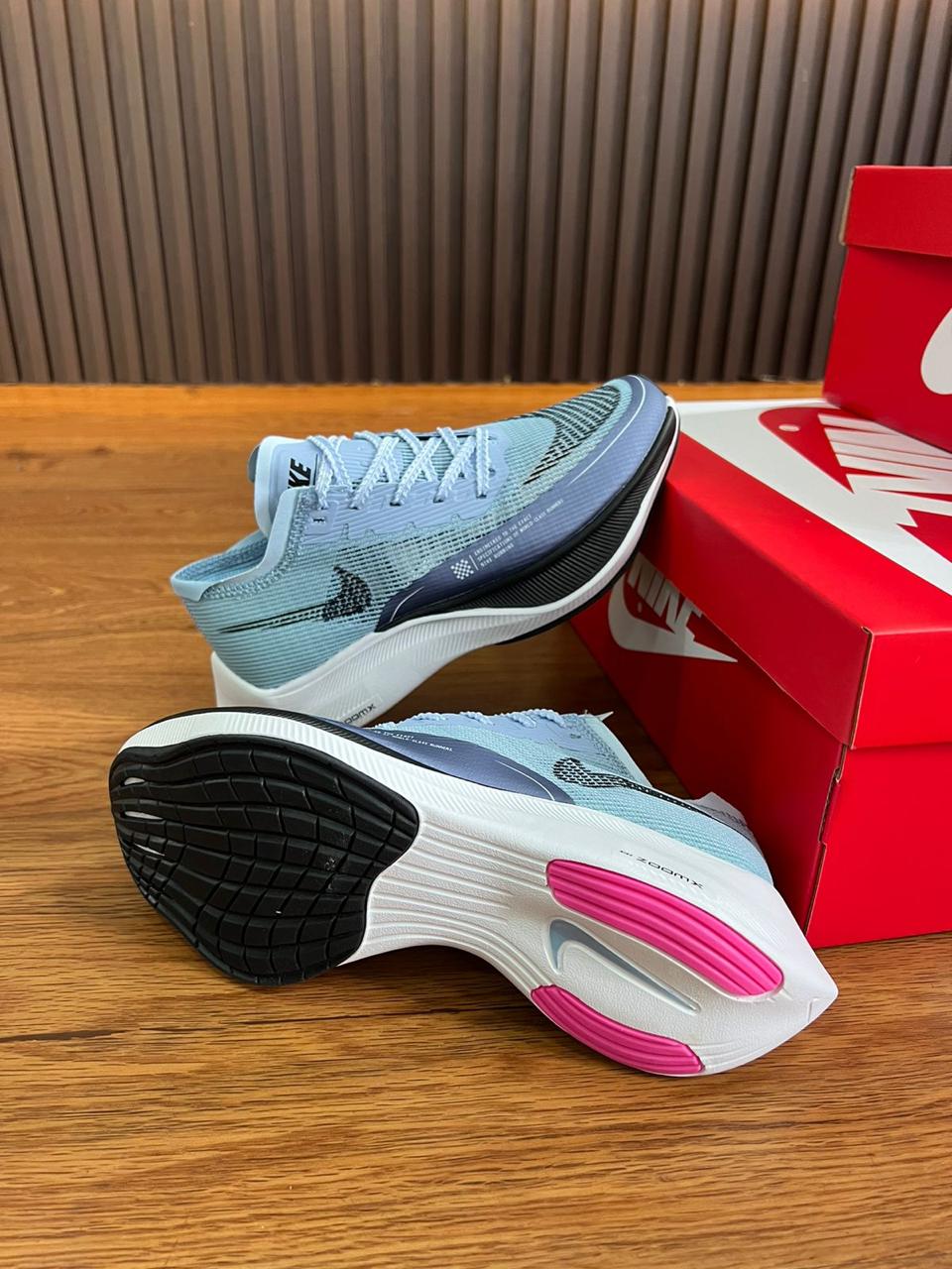 NIKE VAPORFLY2